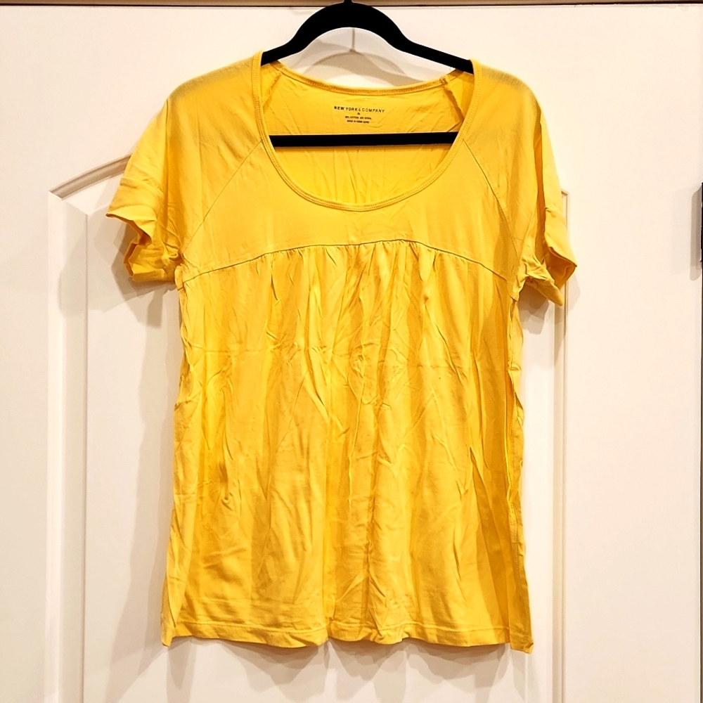 New York & Company Top size XL